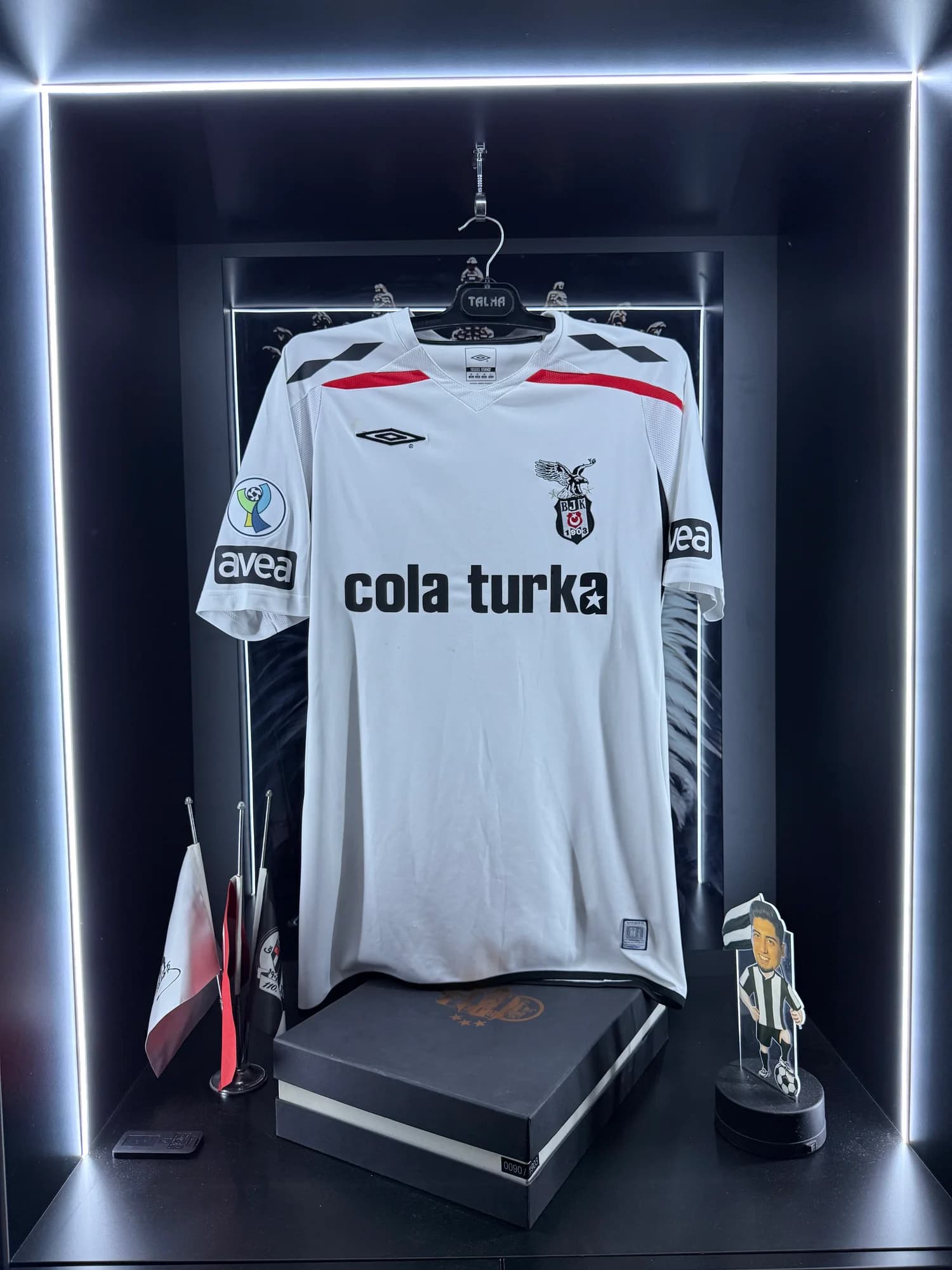 Beşiktaş 2007-2008 Kupa forması ön görünüm