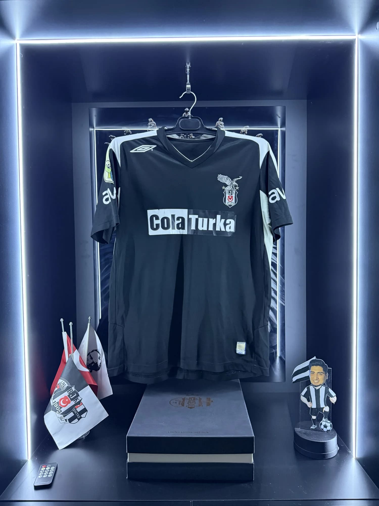 Beşiktaş 2006-2007 Kupa forması ön görünüm